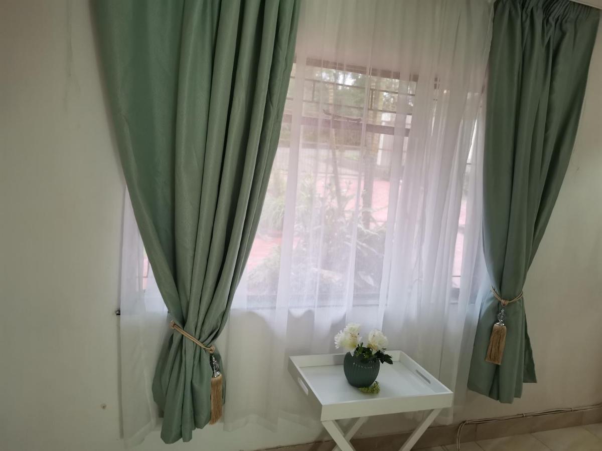 Angelmalatji Guesthouse Graskop Esterno foto